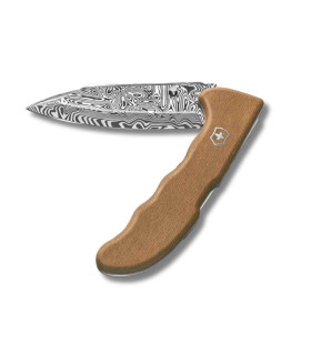 Navaja multiusos "EVOKE WOOD DAMAST EDICION LIMITADA 2026" VICTORINOX 0.9410.J26 B
