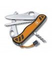 Navaja multiusos "HUNTER XTM GRIP" VICTORINOX 08341.MC9